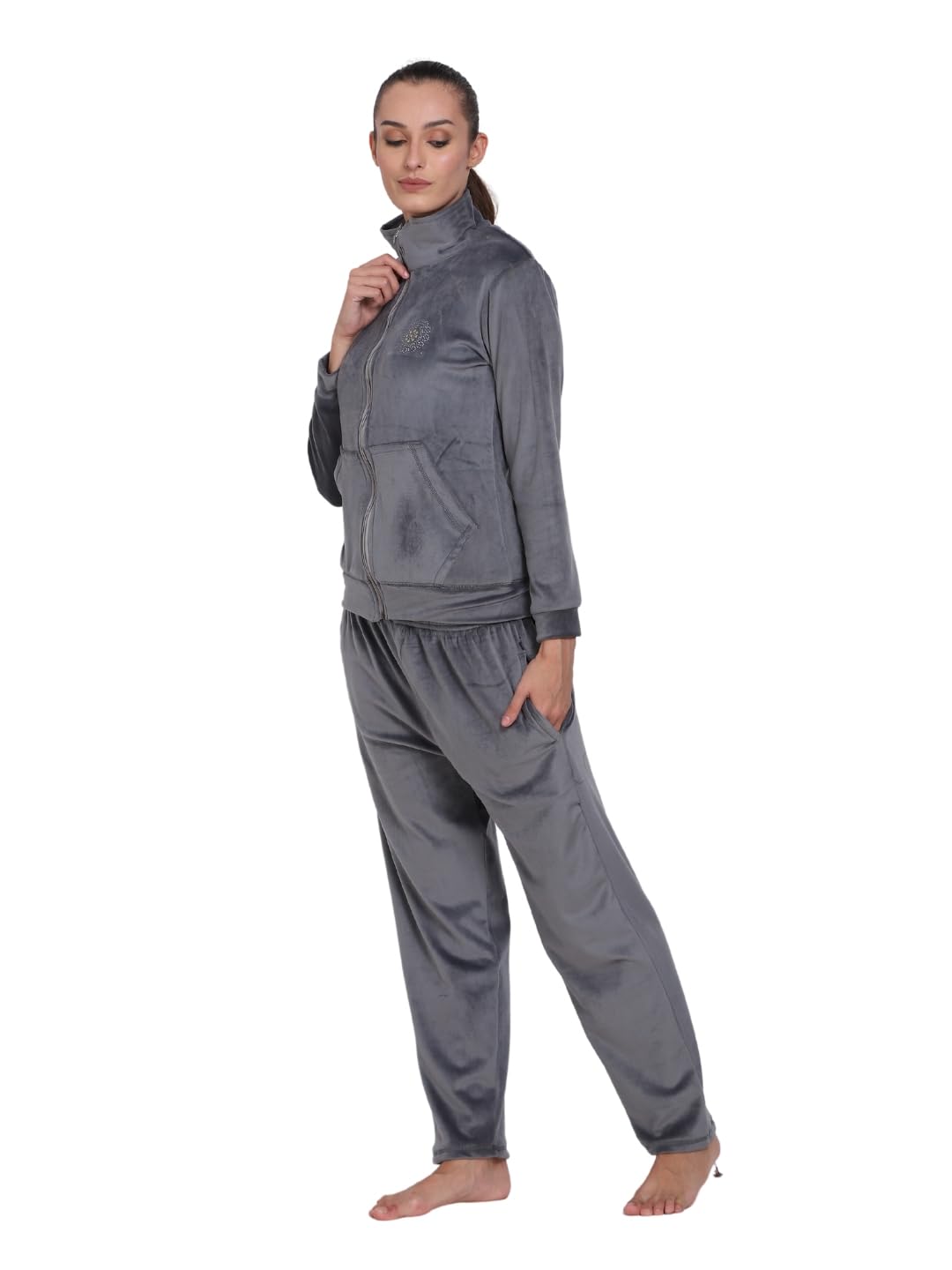 Noty- Night Suit Velvet-Hoody with 2 Side Pockets