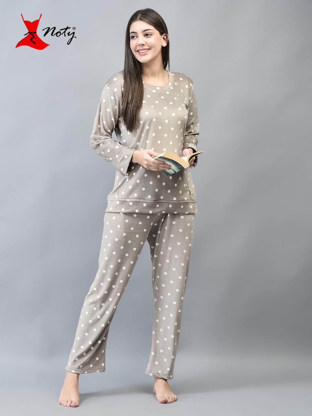 Noty- Night Suit Winter Velvet-Round Neck- Printed