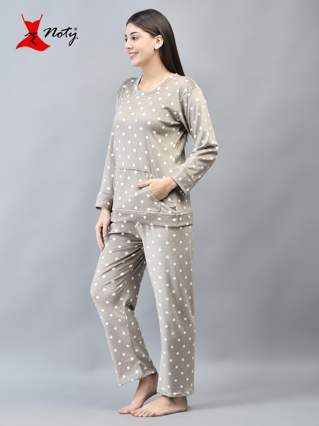Noty- Night Suit Winter Velvet-Round Neck- Printed
