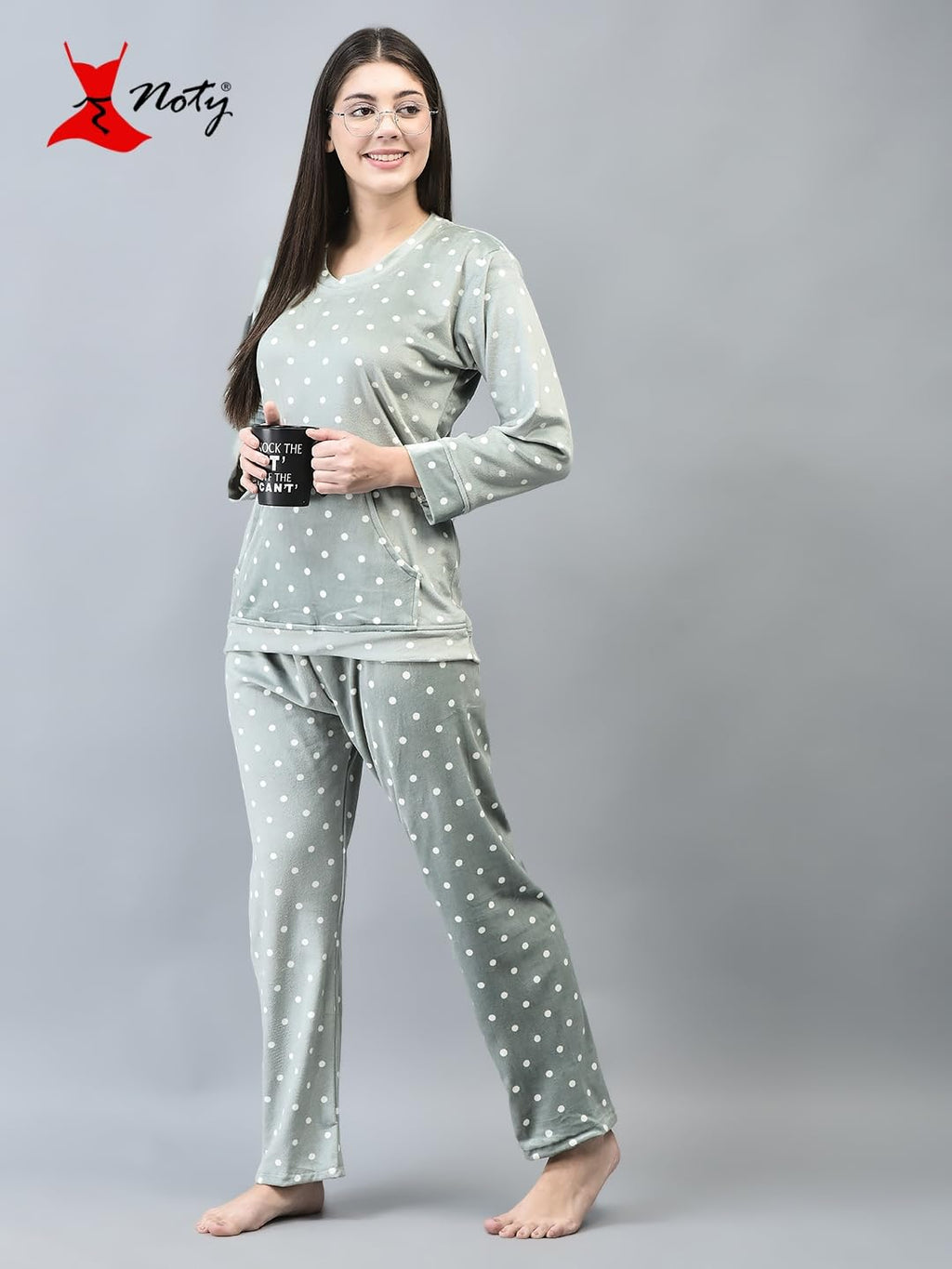 Noty- Night Suit Winter Velvet-Round Neck- Printed