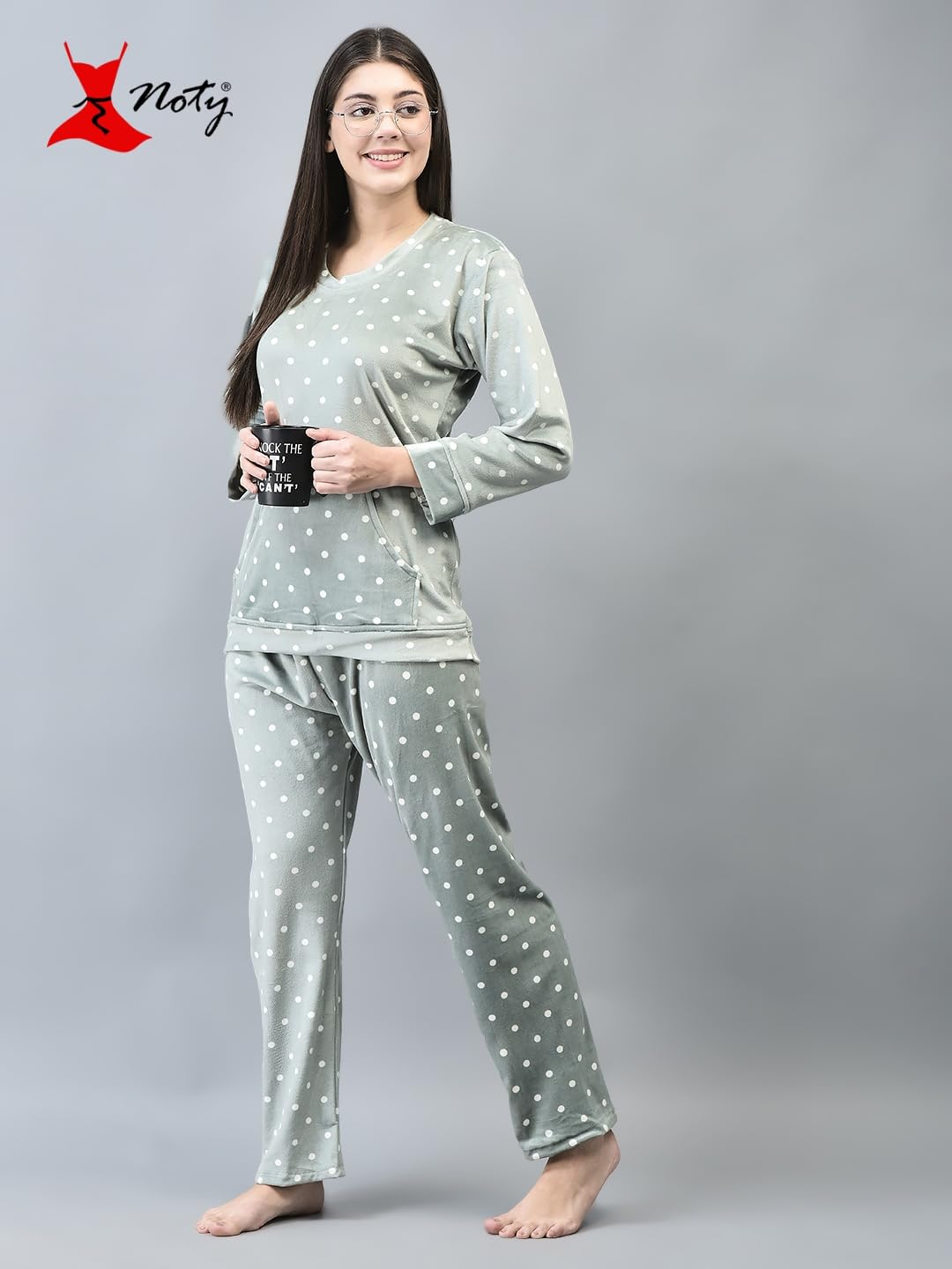 Noty- Night Suit Winter Velvet-Round Neck- Printed