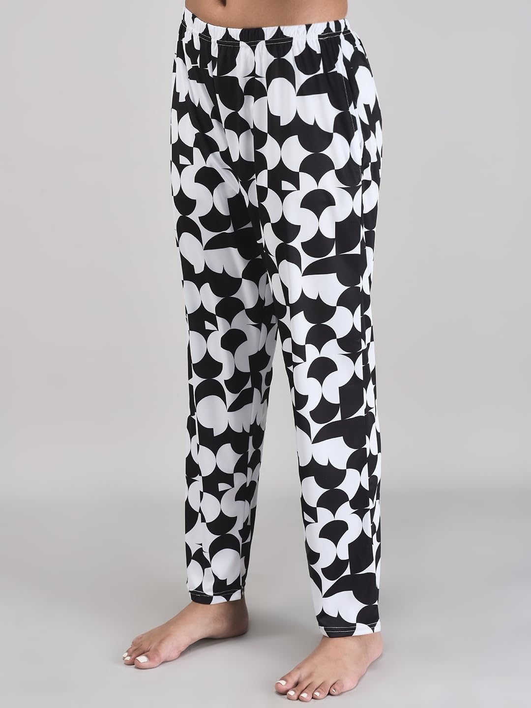 Noty ® Girl's/Women's Night Suit- Serena- Cool Print, Short Sleeves, V Neck