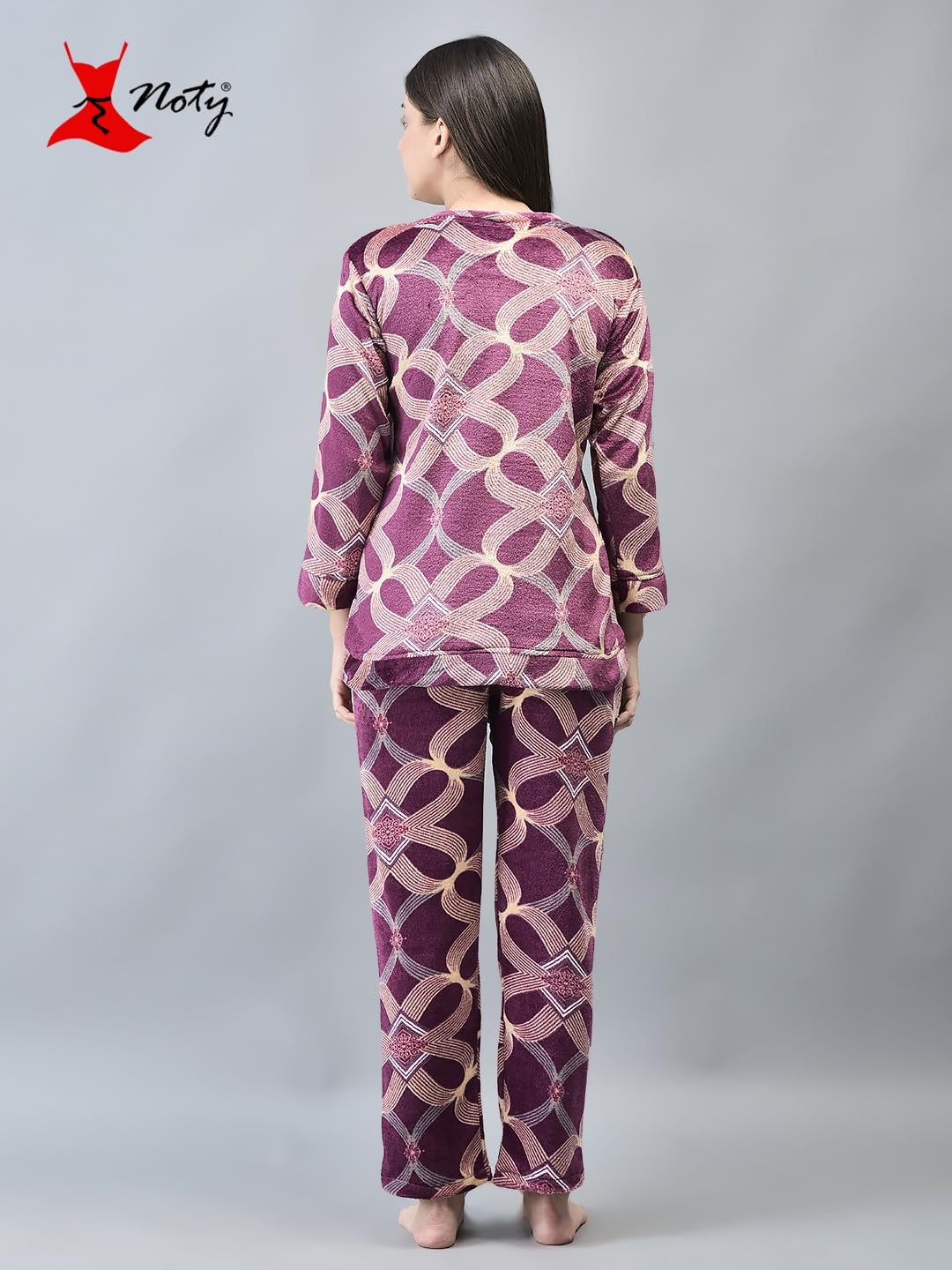 Noty- Night Suit Winter Velvet-Round Neck- Printed